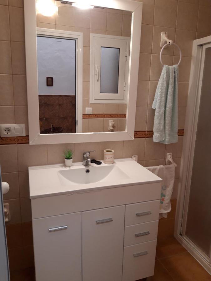 Apartamento Casa Con Vistas Al Campo Y Cocina Con Terraza Villanueva de San Juan Luaran gambar