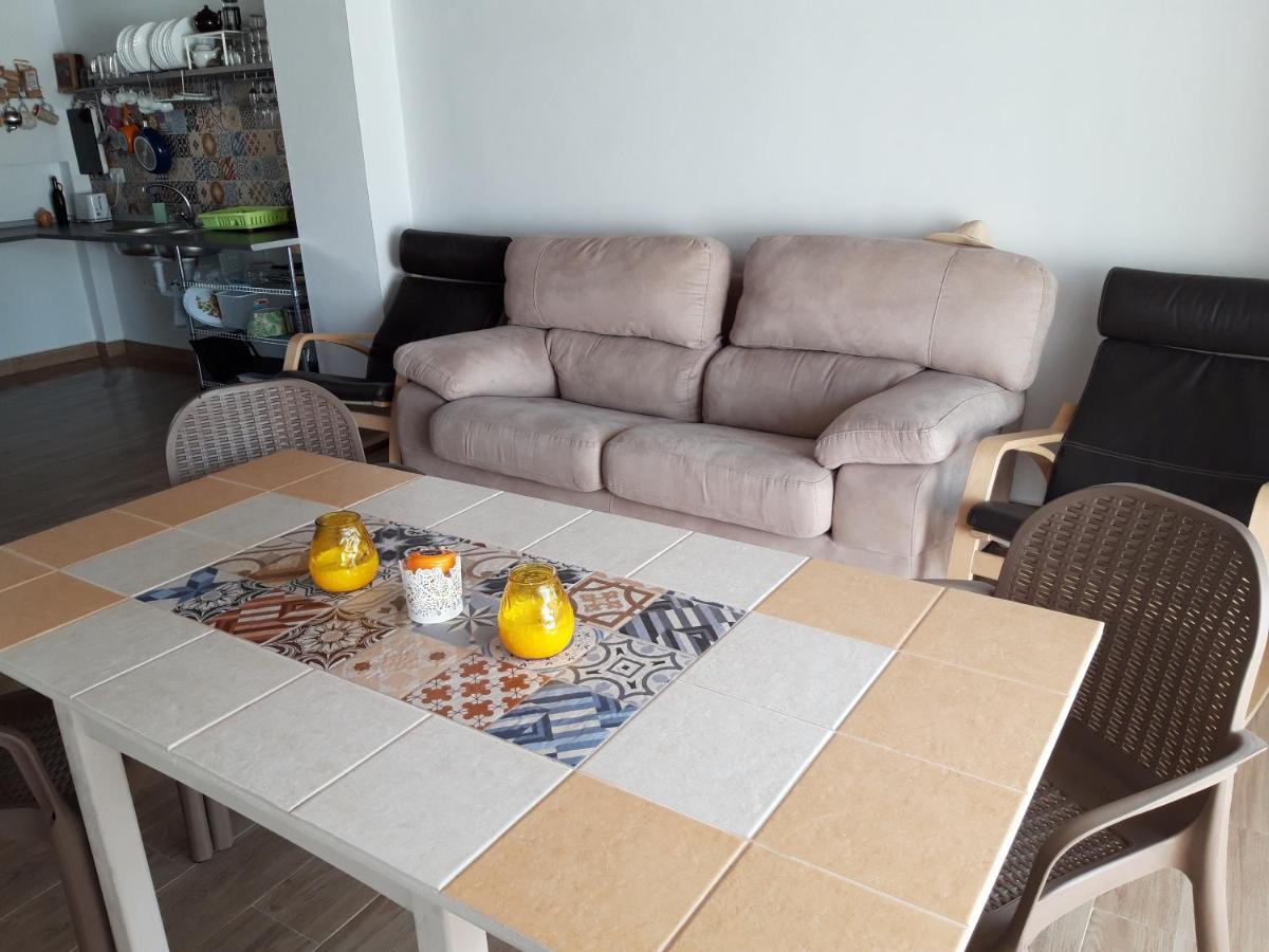 Apartamento Casa Con Vistas Al Campo Y Cocina Con Terraza Villanueva de San Juan Luaran gambar